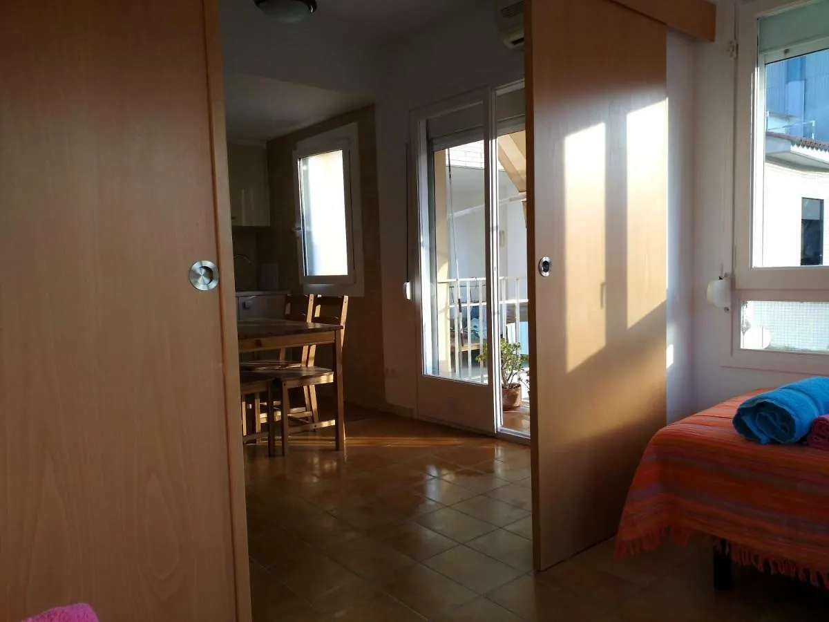 Apartament Luisa Lloret de Mar 0*,  Spain